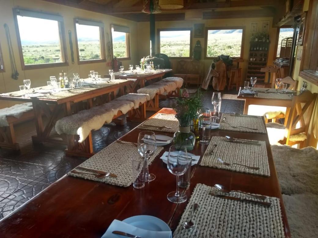 Hosteria Tercera Barranca Torres del Paine National Park Buitenkant foto