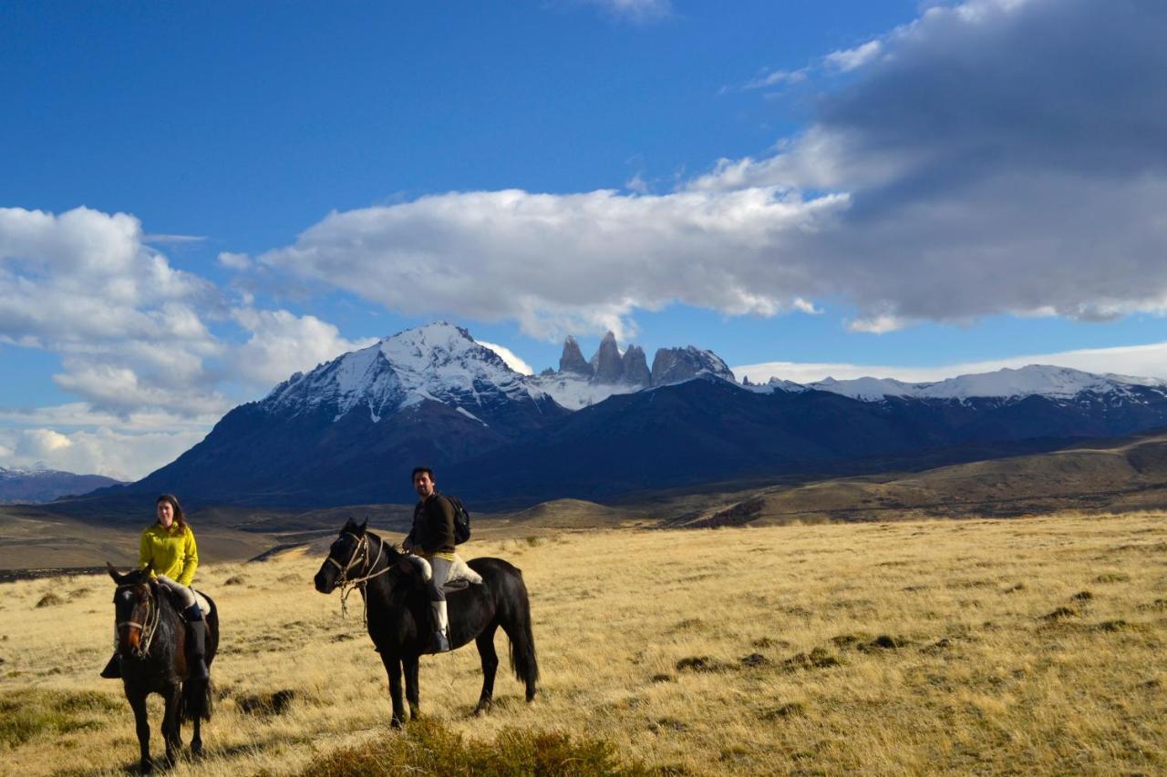 Hosteria Tercera Barranca Torres del Paine National Park Buitenkant foto